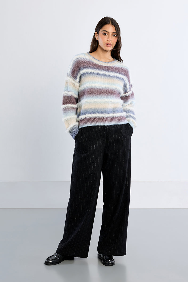 YOUNG LADIES KNITTED SWEATER