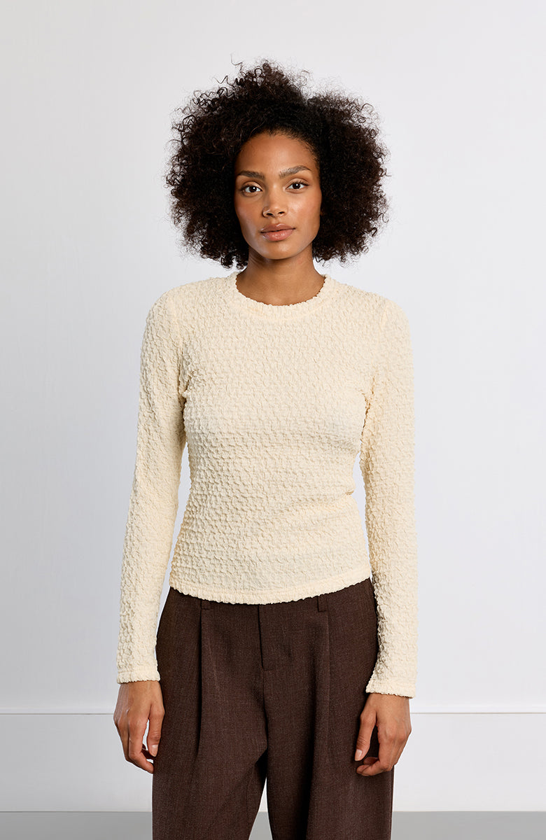 YOUNG LADIES KNITTED TOP