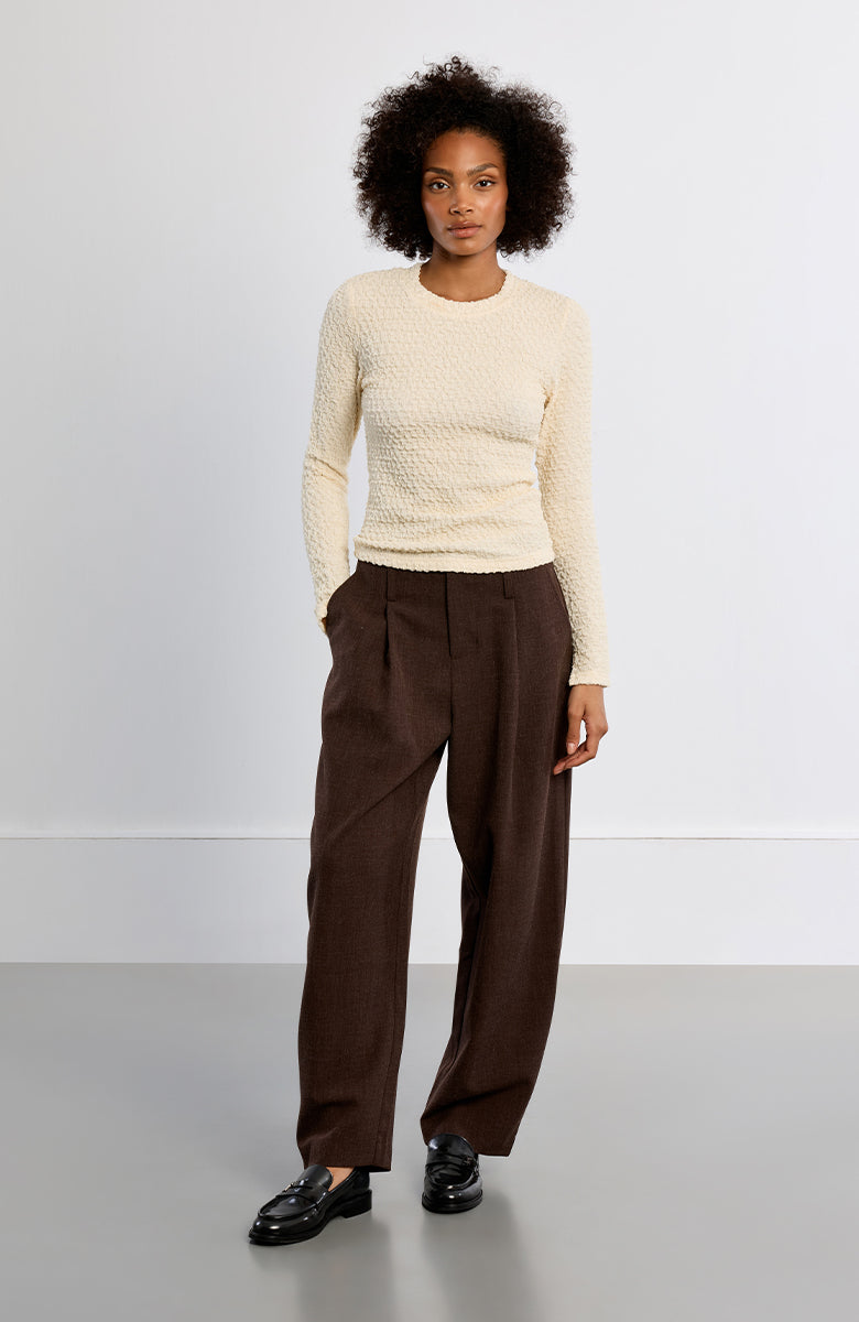 YOUNG LADIES KNITTED TOP