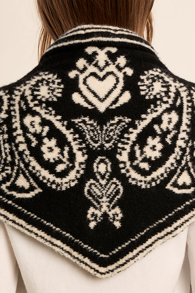 LADIES KNITTED SCARF