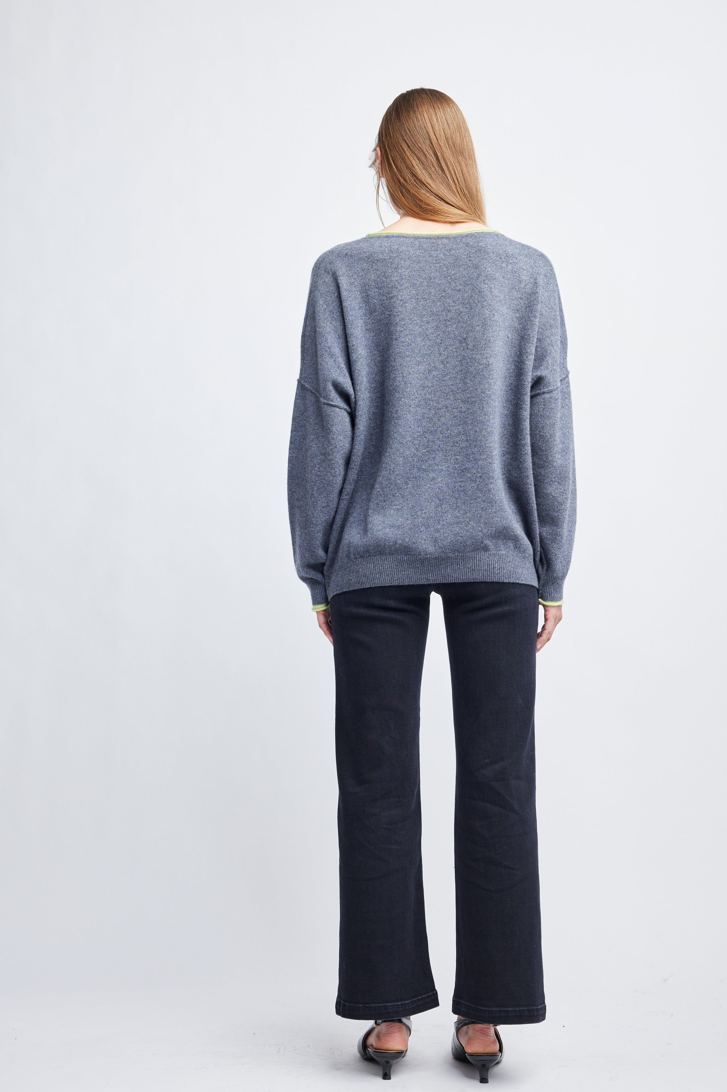 Naomi Oversize V Cashmere Sweater