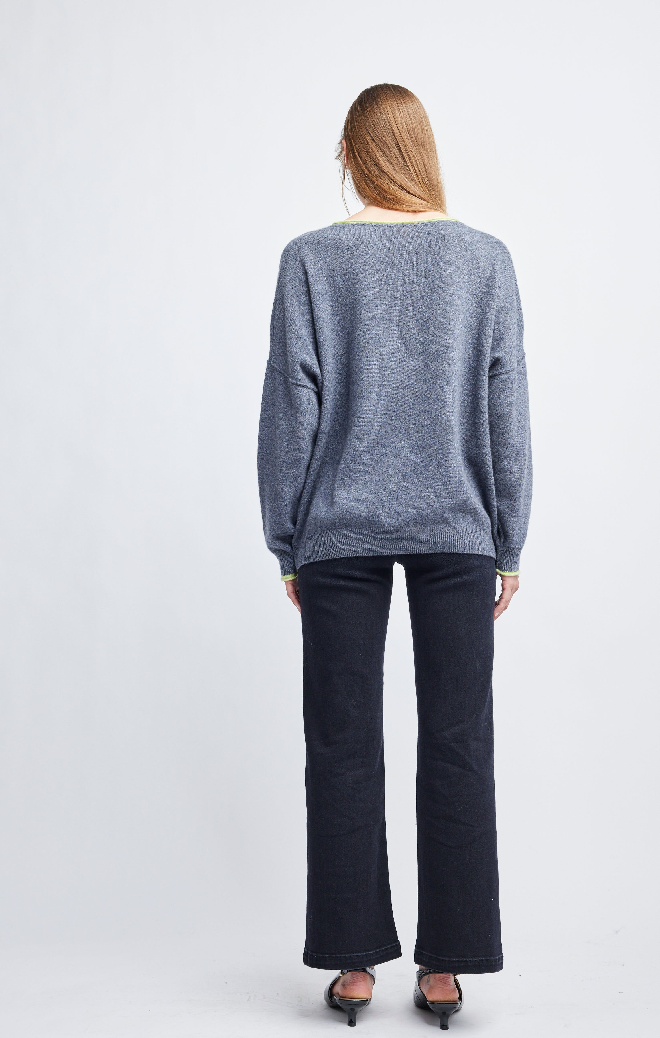 Naomi Oversize V Cashmere Sweater
