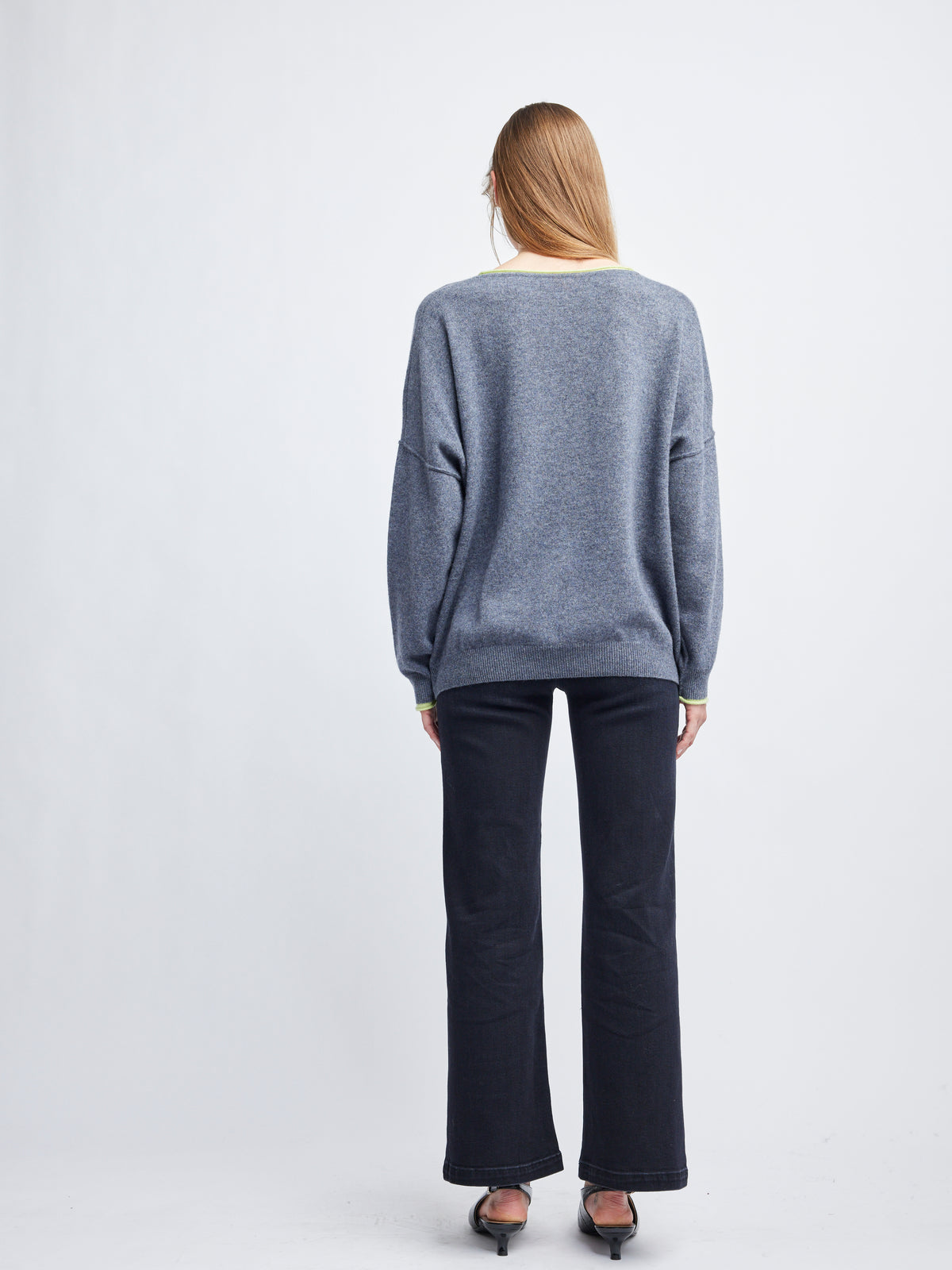 Naomi Oversize V Cashmere Sweater