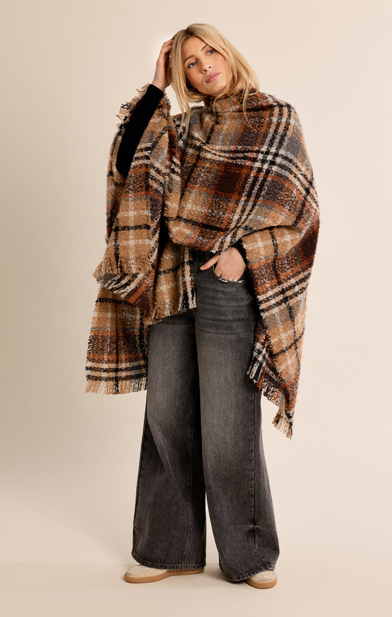 LADIES WOVEN PONCHO