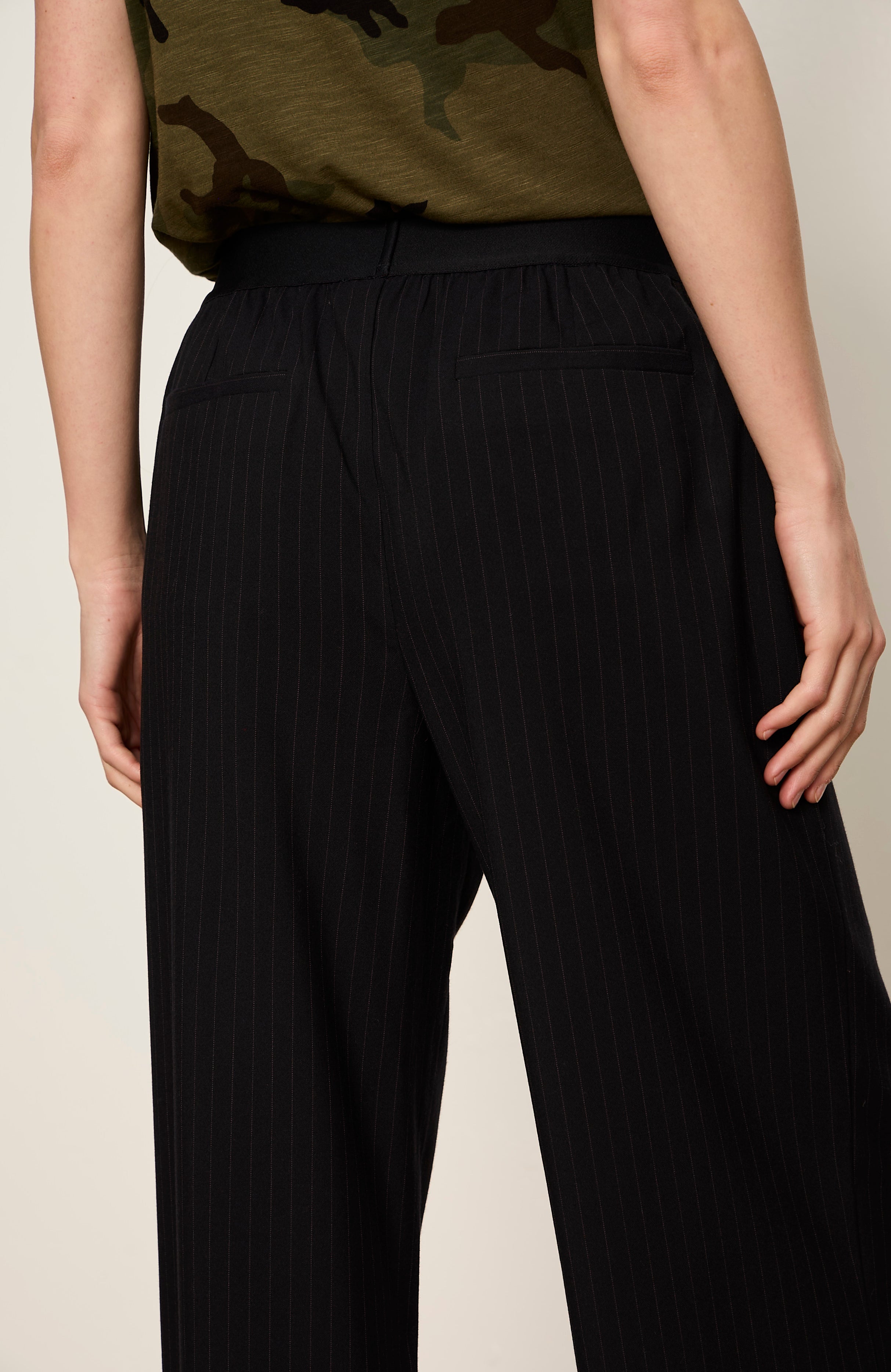 UPLIFT PULL ON TROUSER