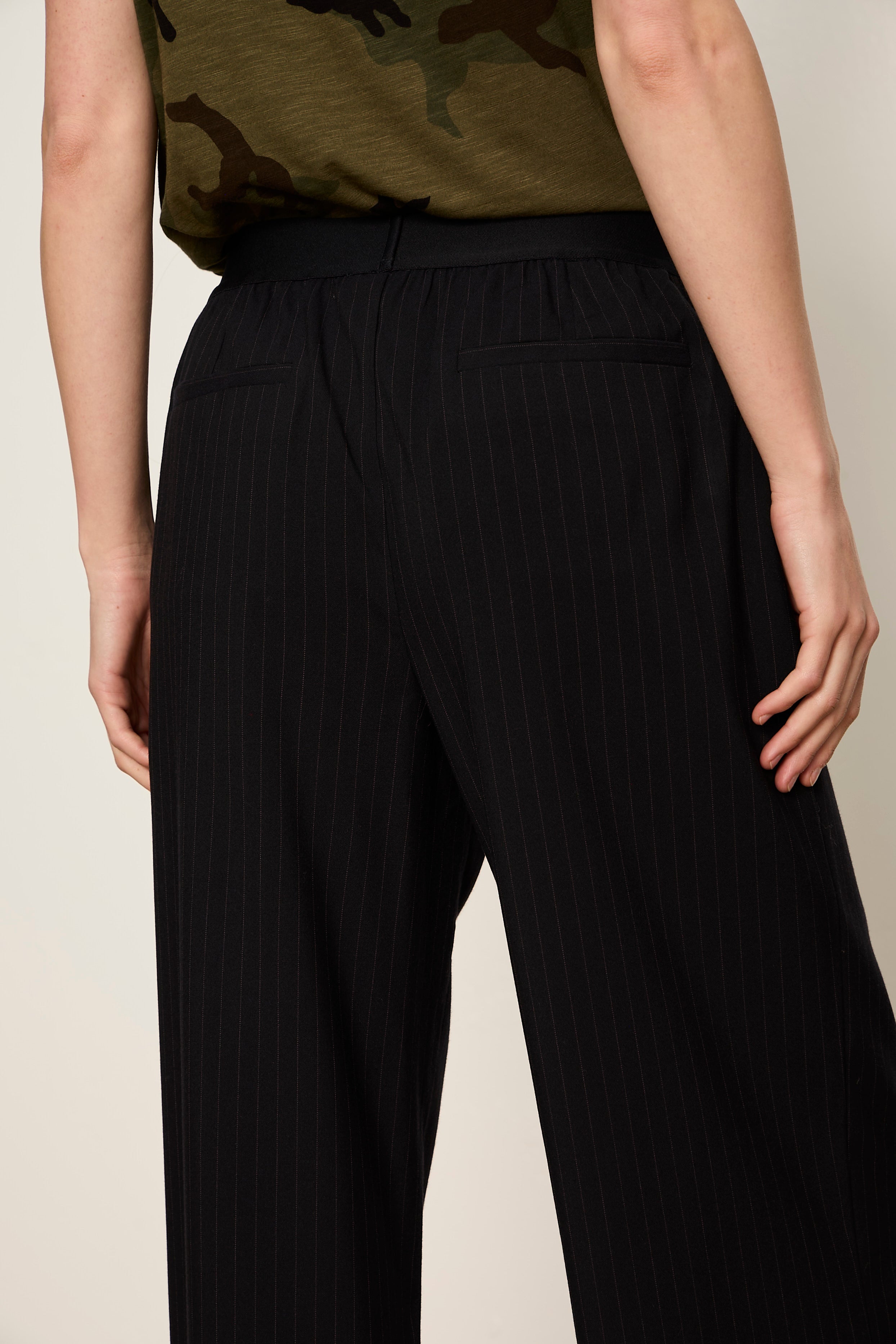 UPLIFT PULL ON TROUSER