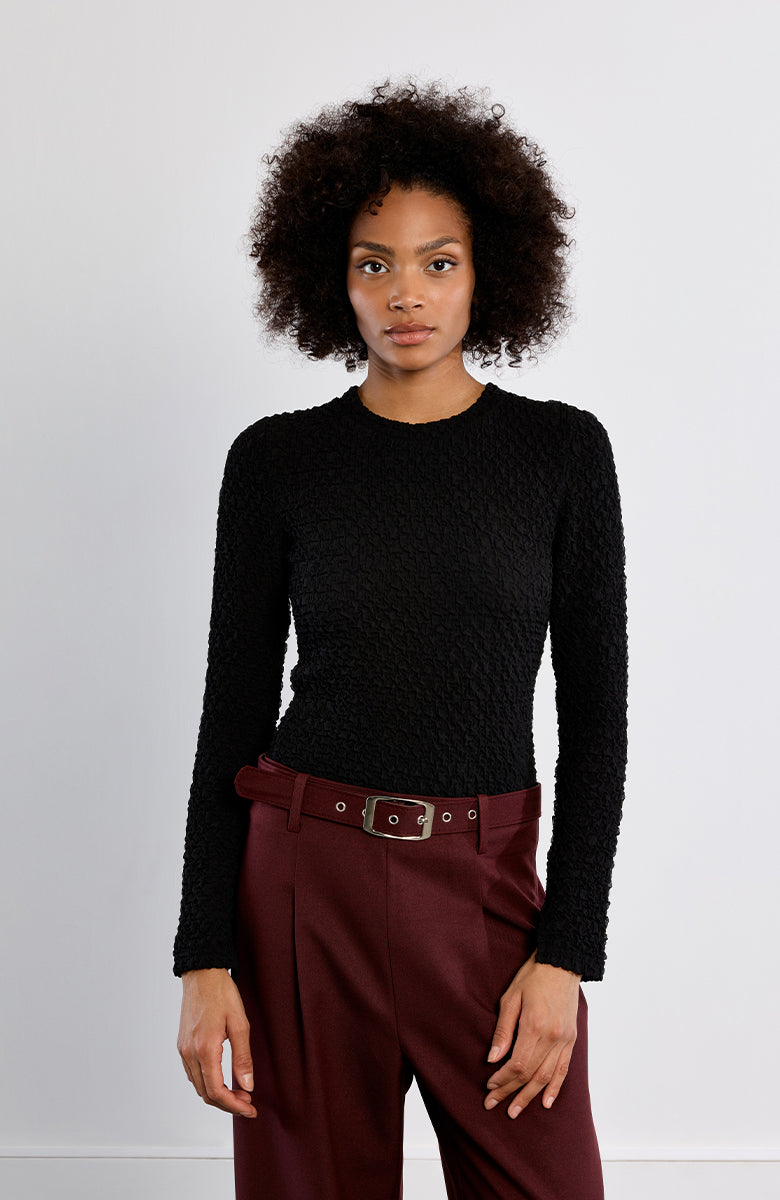 YOUNG LADIES KNITTED TOP