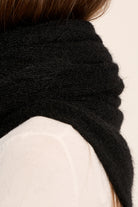 LADIES KNITTED SCARF