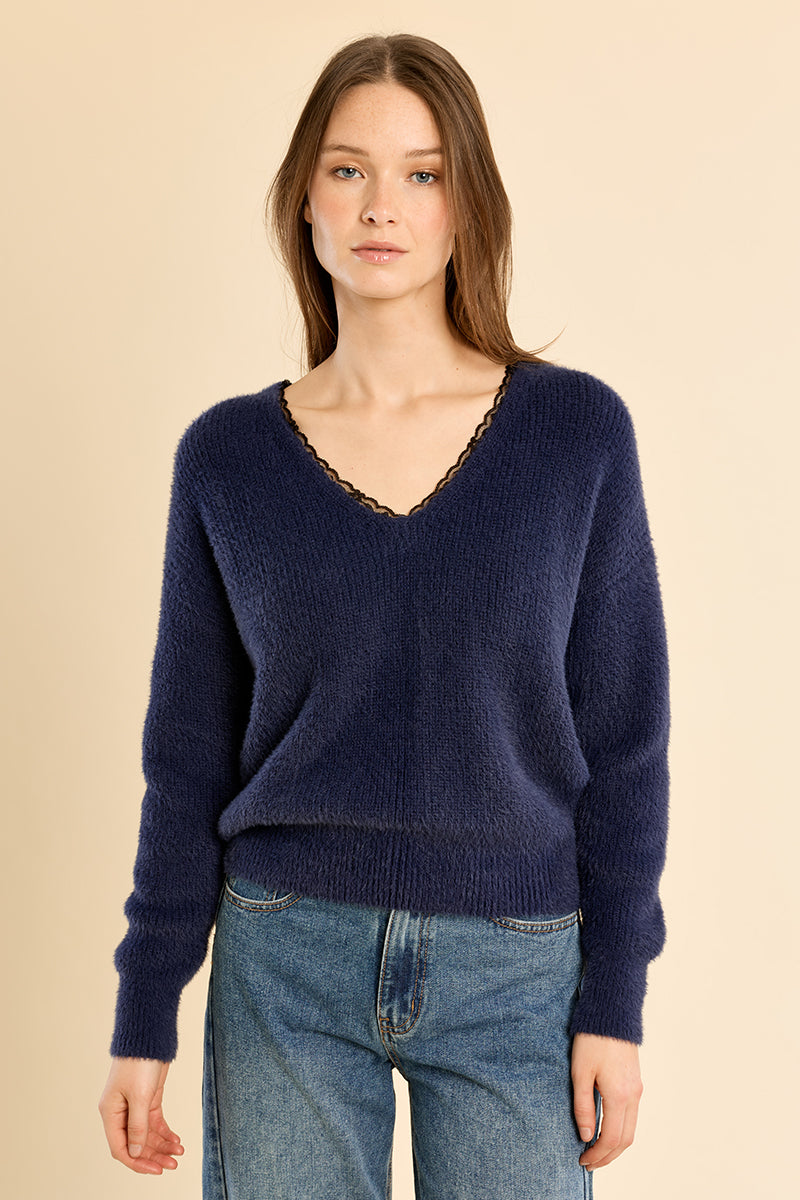 LADIES KNITTED SWEATER