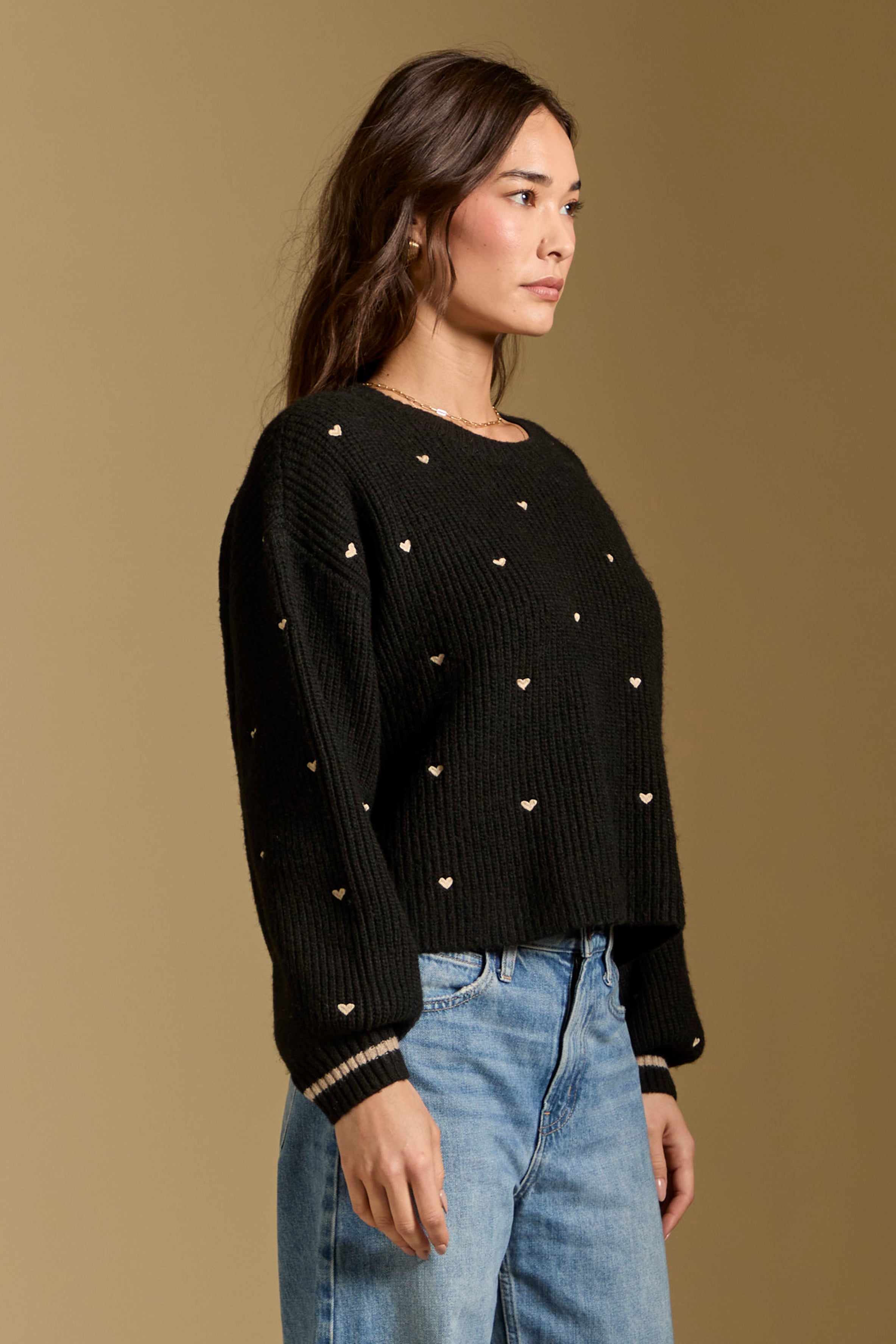 CHARMER SWEATER