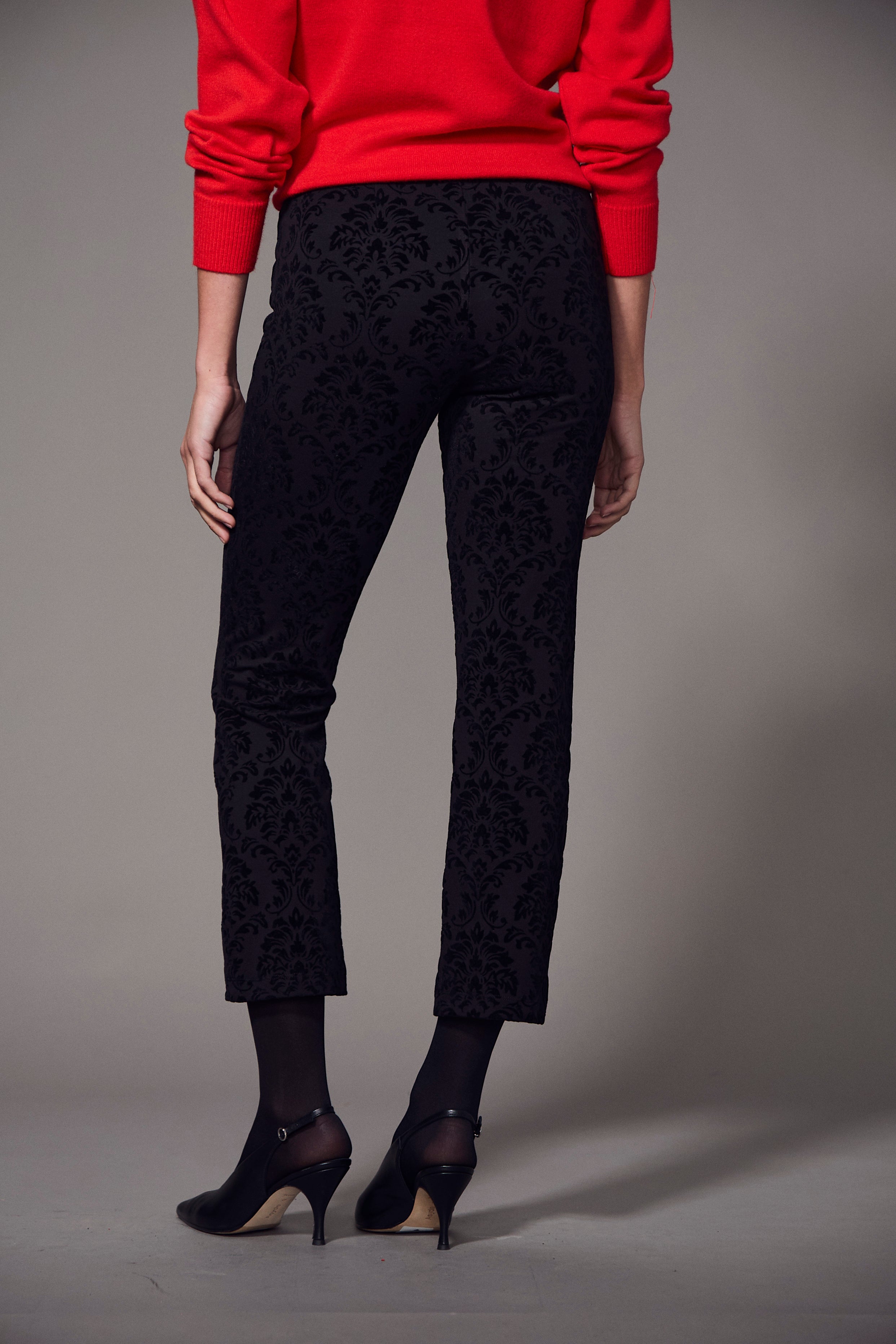 DEMY FLOCKED CARNABY